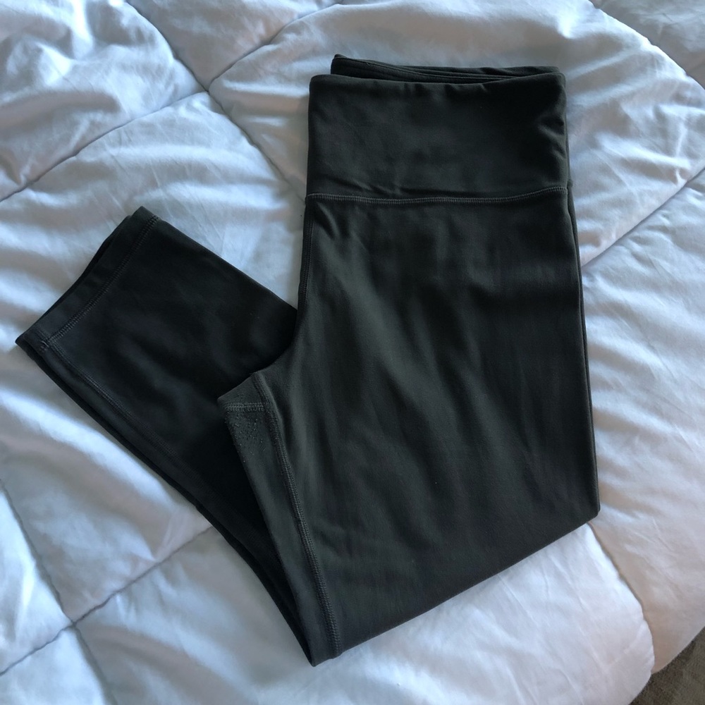 Athleta Crop Leggings.